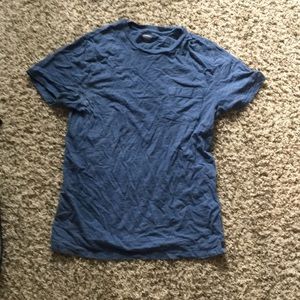 old navy t shirt